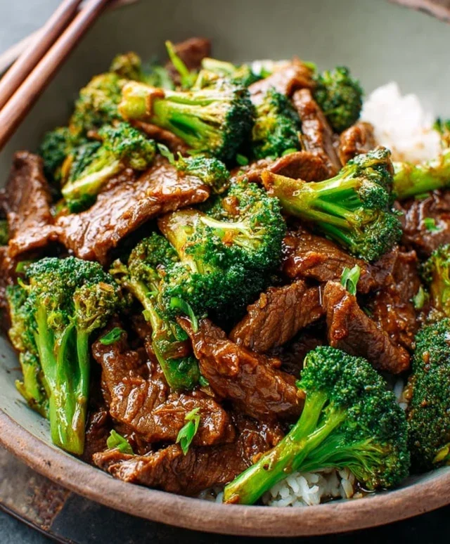 Chinese Beef and Broccoli (牛肉炒西兰花)