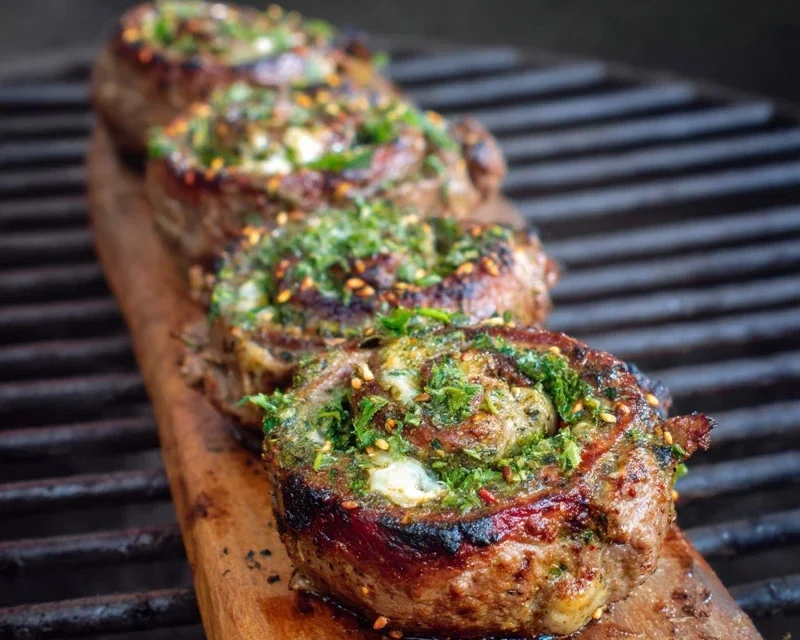 Cheesy Steak Pinwheels